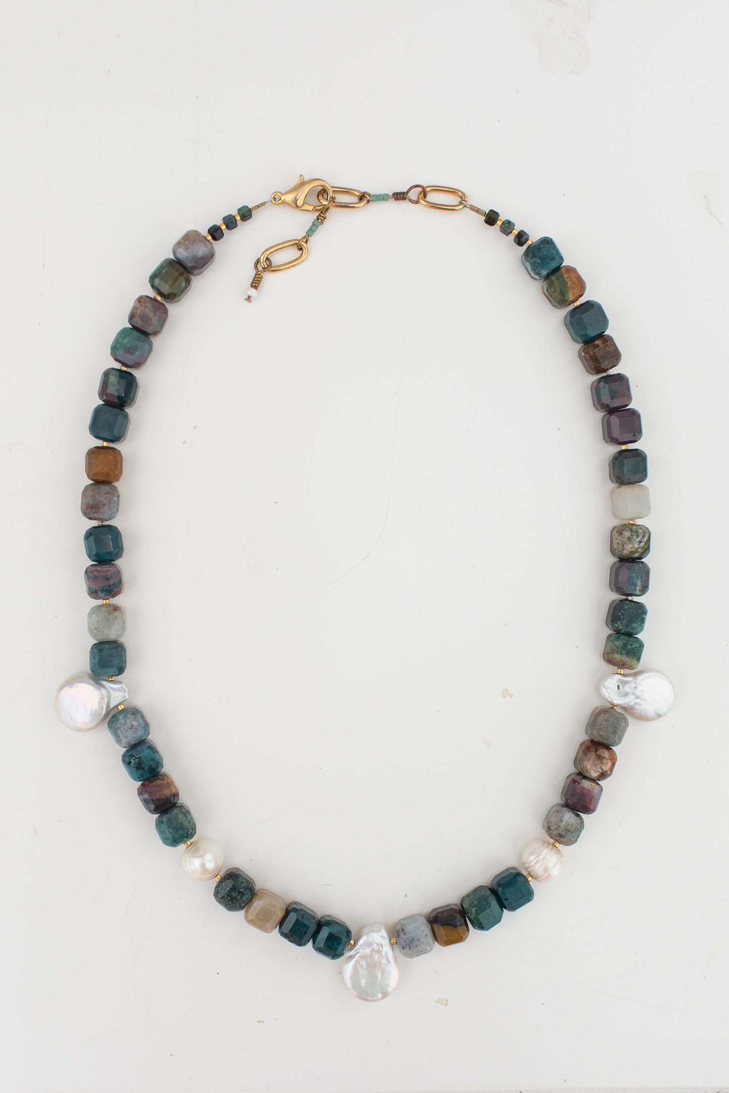 Cut stone and freshwater pearl layering necklace