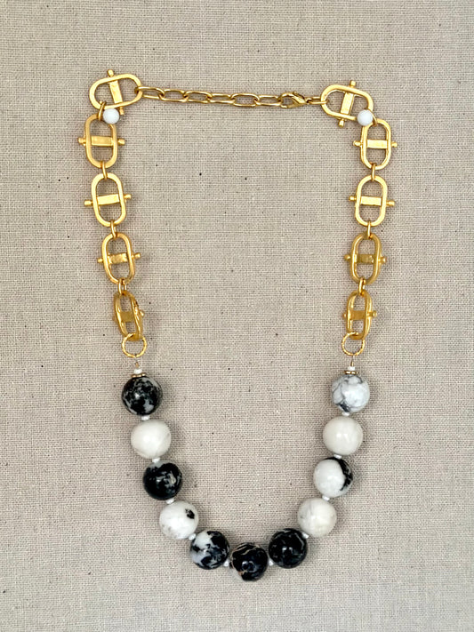Lee necklace in marbled jasper