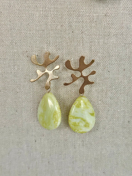 Seascape earring with green jade