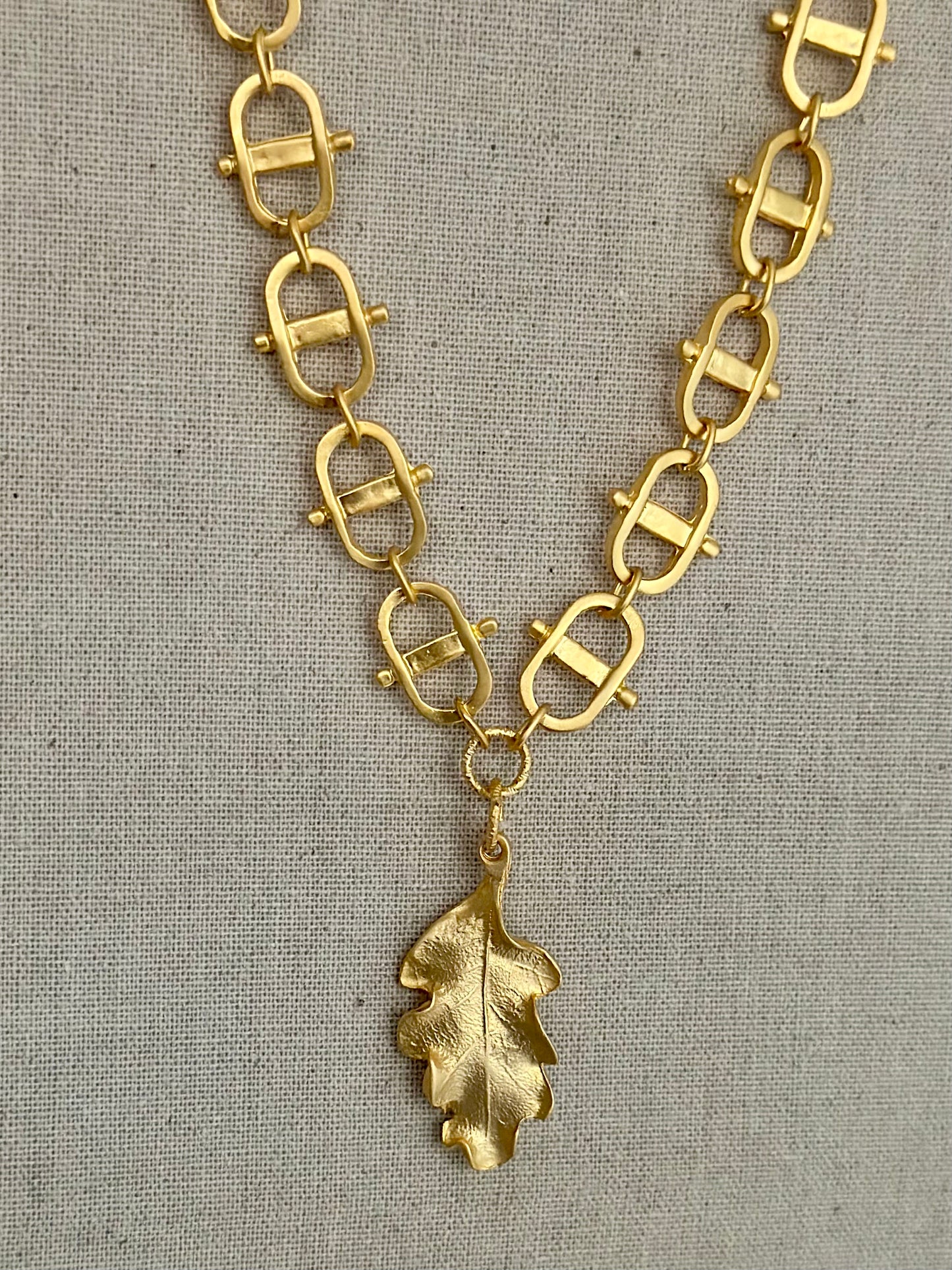 New leaf pendant necklace