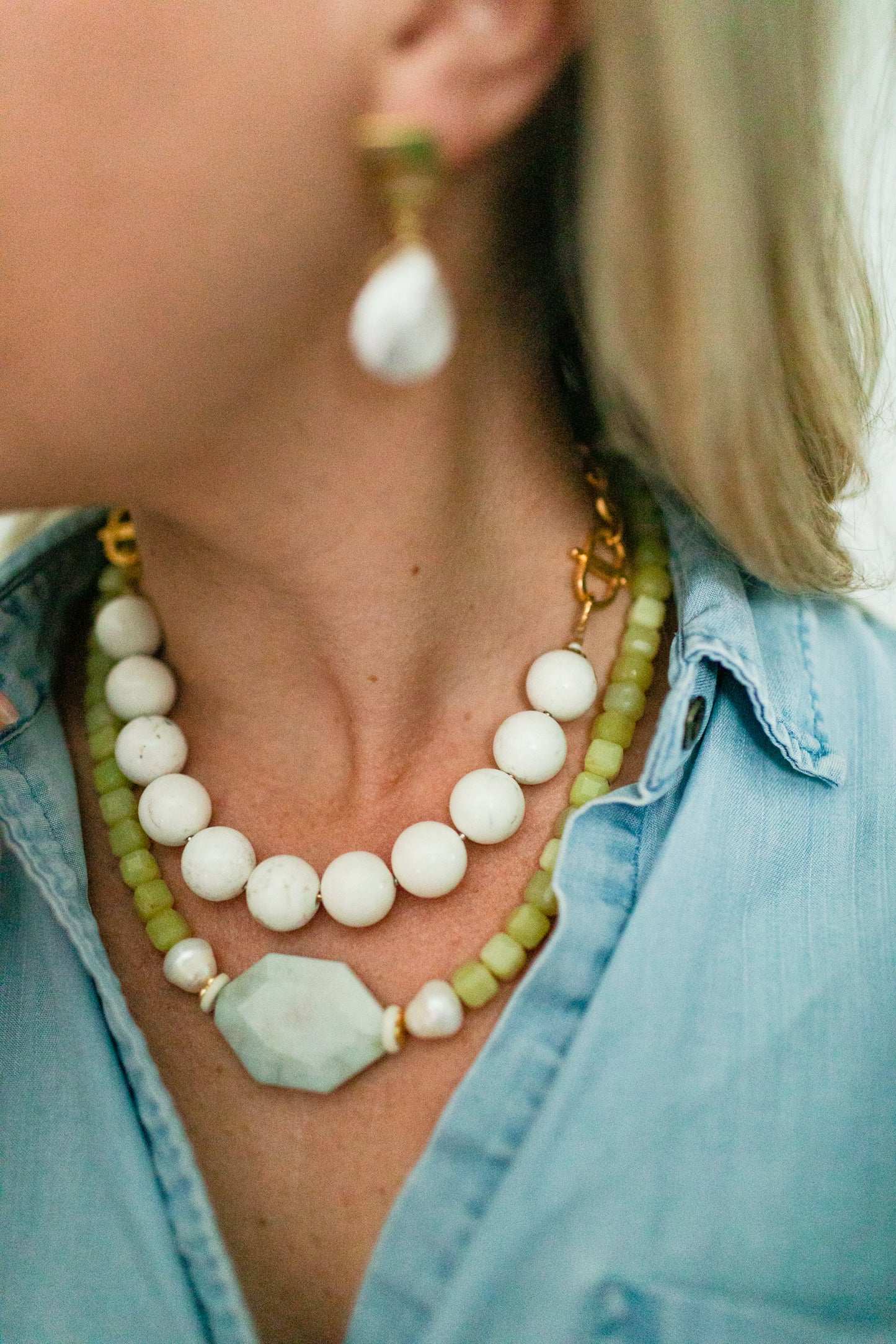 Lee necklace in cream