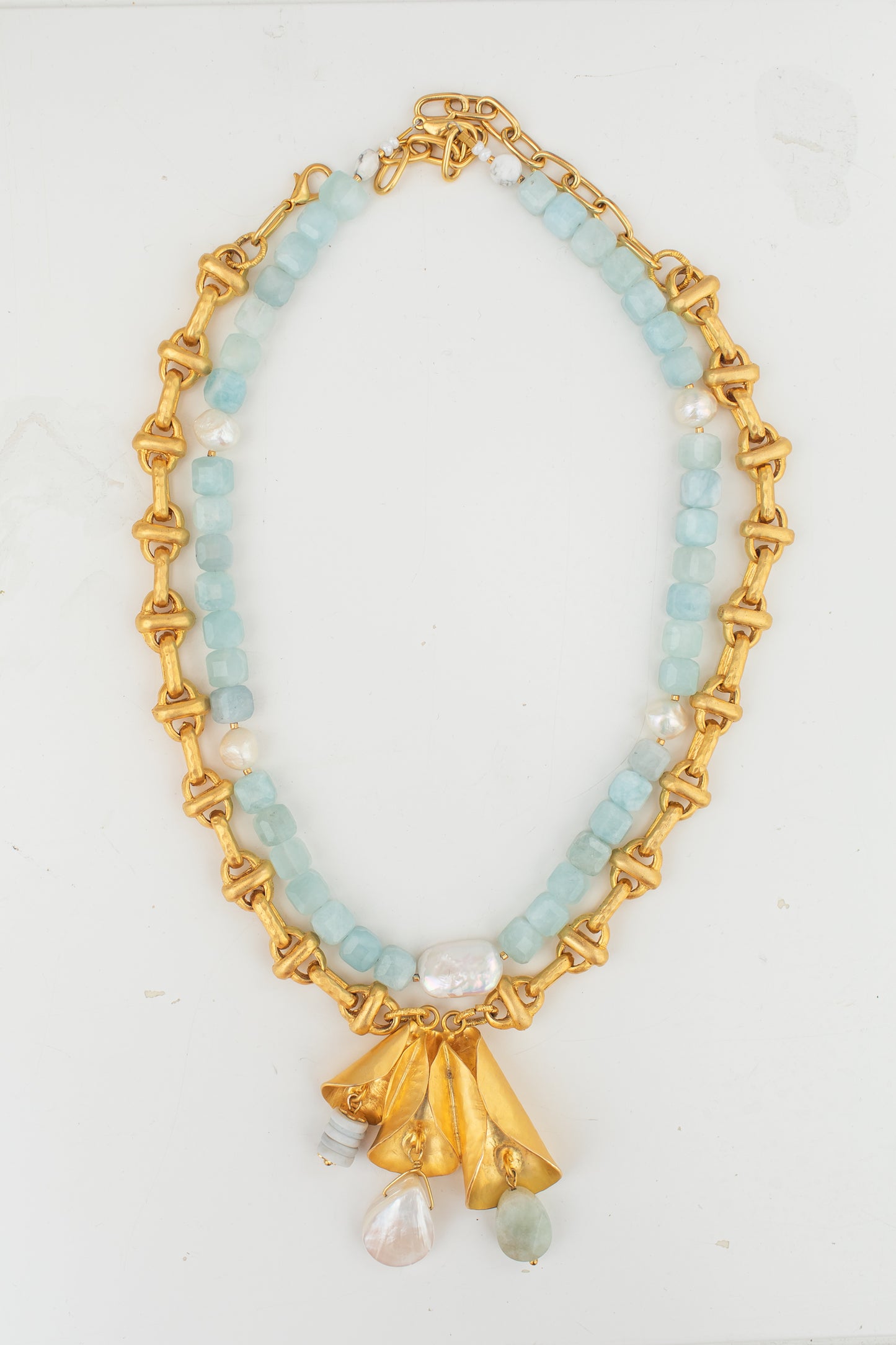 Seaside pendant necklace