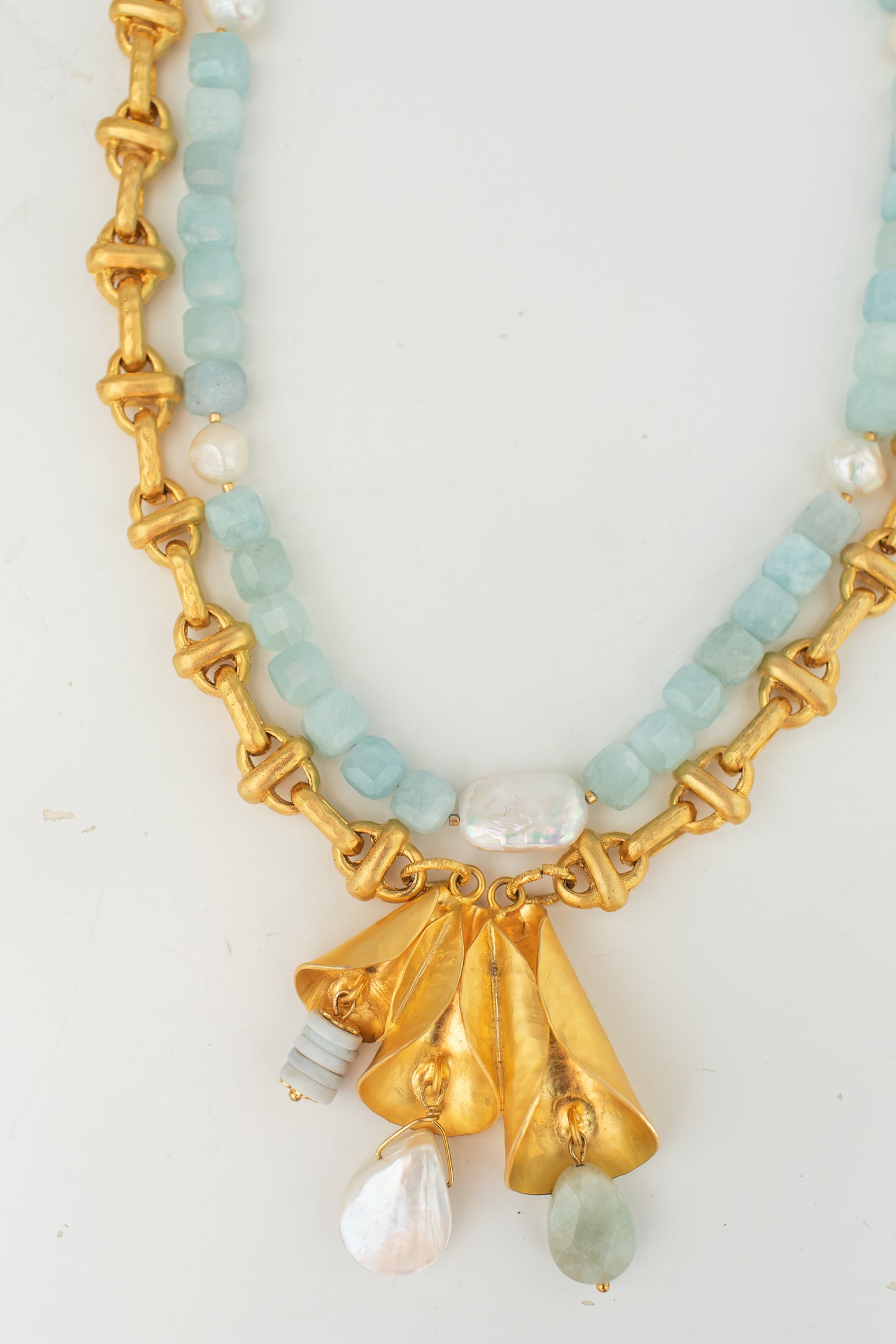 Seaside pendant necklace